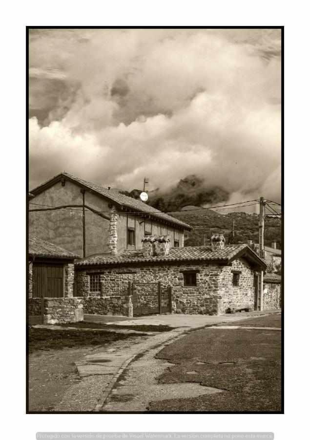Casa Rural La Parda Triollo Екстер'єр фото